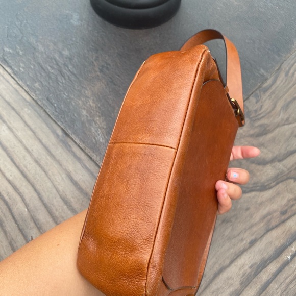 Fossil Maya Small Crossbody - Picture 3 of 10